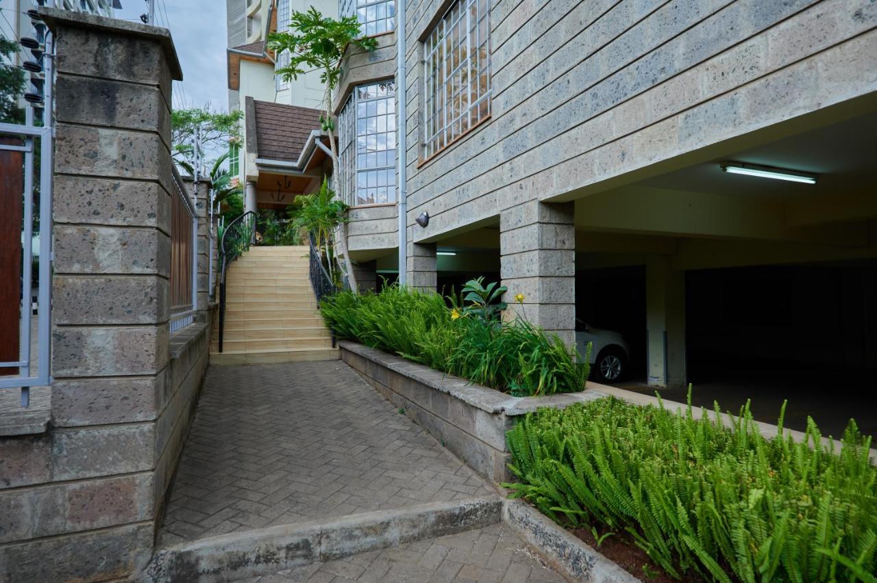 Batians Apartment Hotel 나이로비 외부 사진